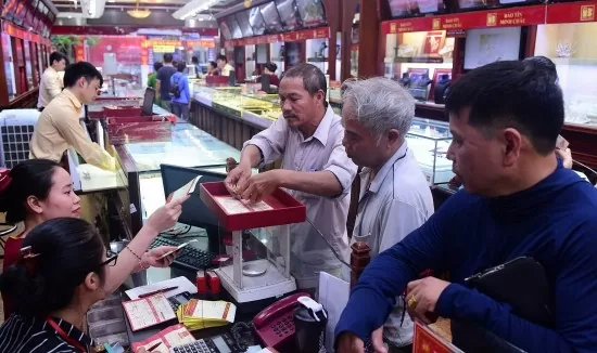 Giá vàng hôm nay giảm sâu